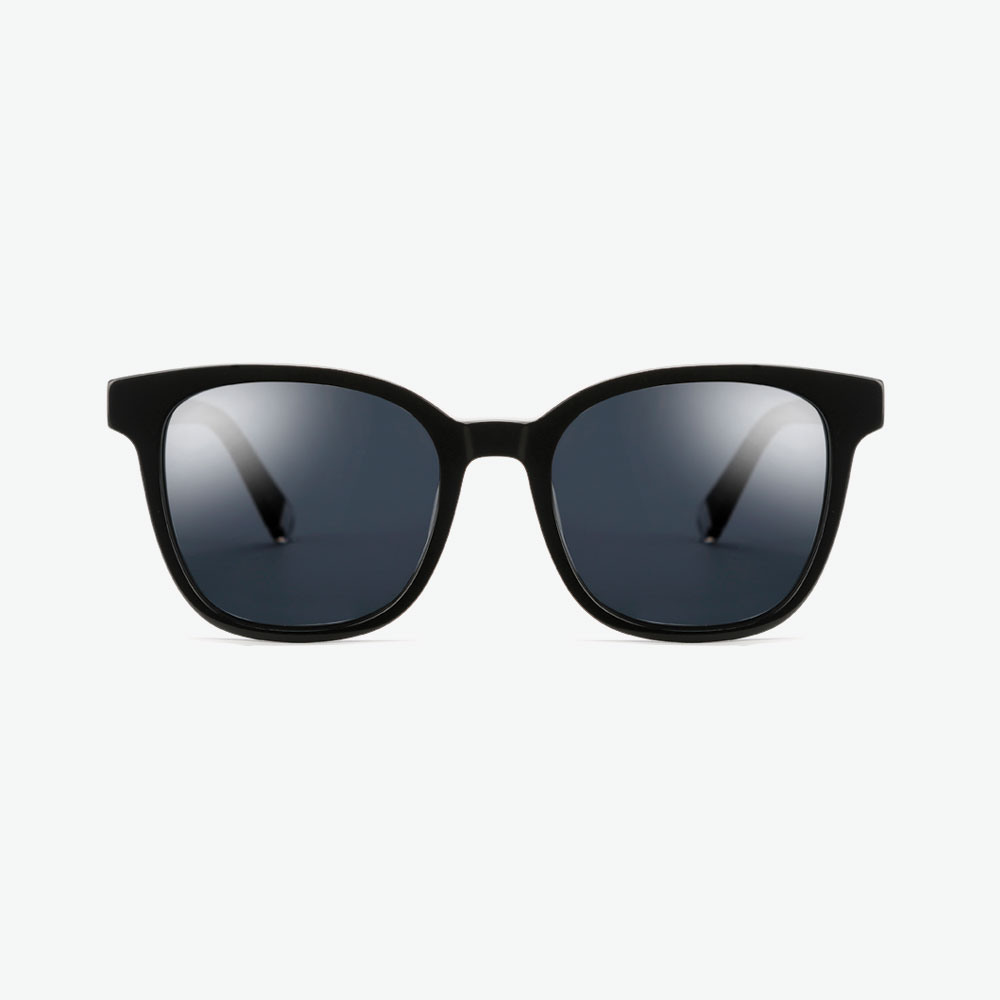 Manis Optics Womens Sunglasses - Crystal in Black